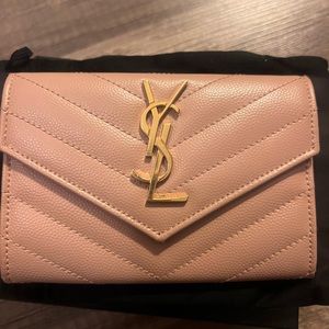 Saint Laurent Cassandre matelasse small envelope wallet in grain Pale pink